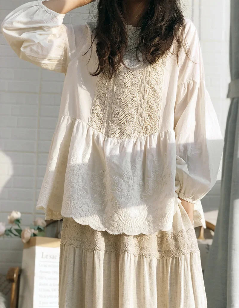 Mori Girl Vintage Sweet Embroidery Eyelet Lace Peter Pan Collar Lantern Long Sleeve Blouse Elegant Edwardian Victorian Loose Top