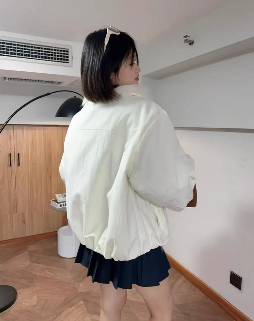 Neue Winter Frauen CHIC Beige Gespleißt Haarigen Faux Pelzmantel Frauen Lange Laterne Hülse Parka Jacke Vintage Bomber Oberbekleidung