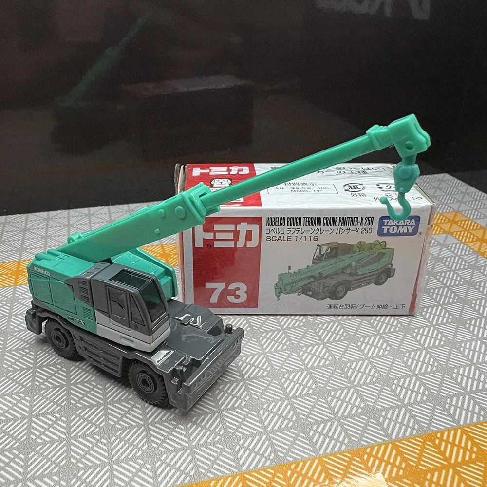 Takara Tomy Tomica No.73 Kobelco Rough Terrain Crane Panther-X 250, легкосплавный автомобиль, литой под давлением металлический режим, коллекция, демонстрационная игрушка