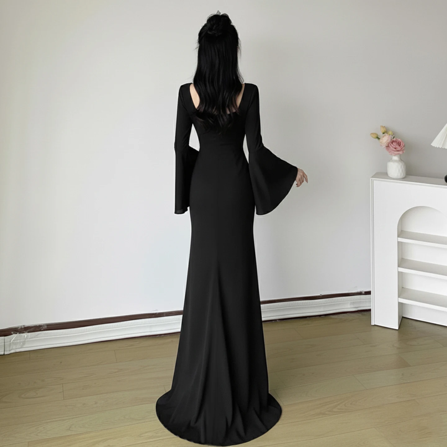 เดรสยาวทรงเข้ารูป แต่งลูกไม้ ดีไซน์หรูหรา คอเหลี่ยม แขนยาวทรงบาน สำหรับผู้หญิง ฤดูใบไม้ผลิ ฤดูใบไม้ร่วง ปี 2025