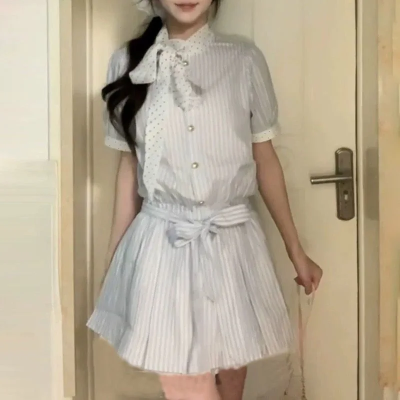 Abito estivo da donna a maniche corte preppy a righe con papillon, casual, alla moda, leggero, alla moda per tutti i giorni