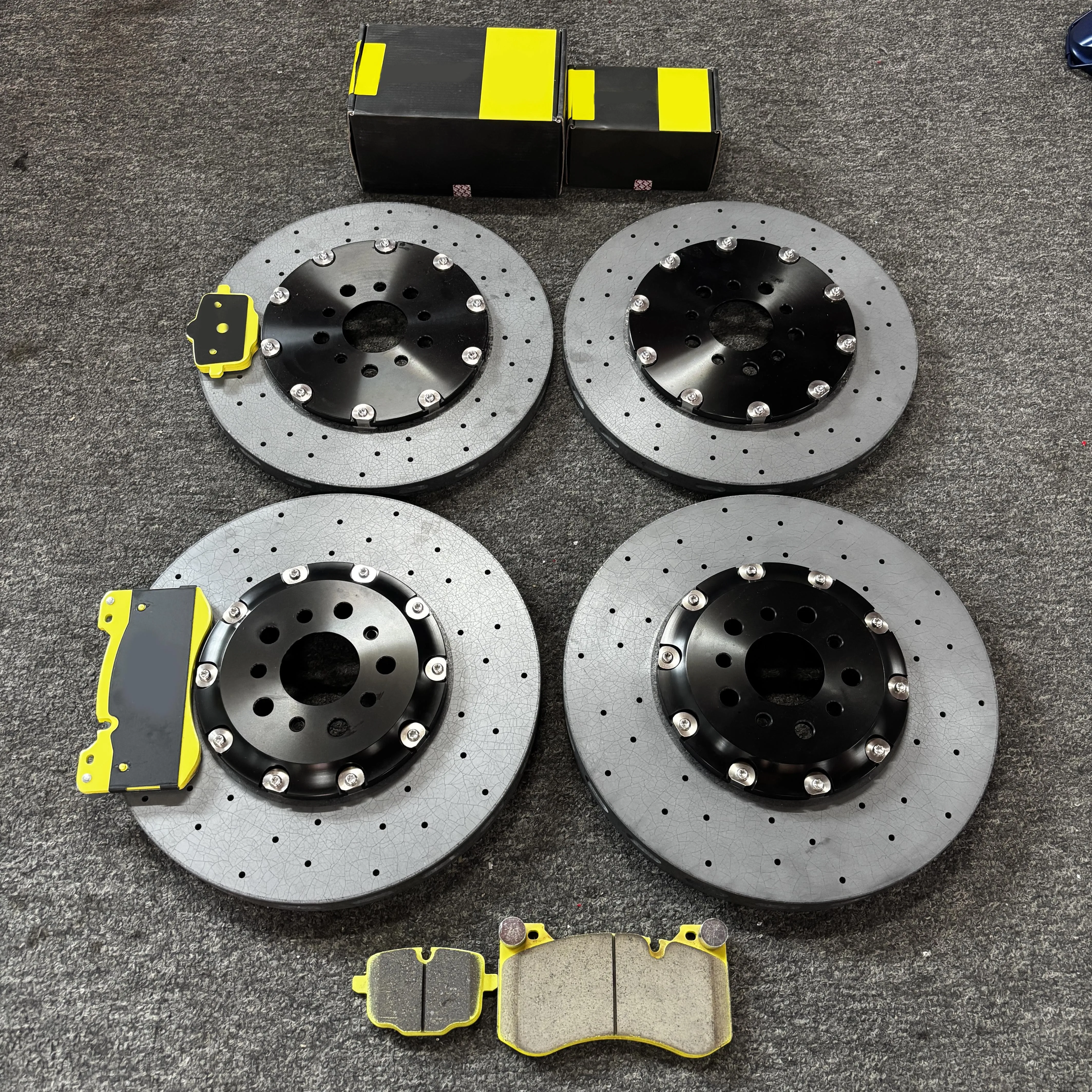 Car Brake System Carbon Ceramic Disc Customized Size CCB Long Fiber for porsche 996 911 991 997 AUDI a6 c7 RSQ8 RS6 BMW E39 F90