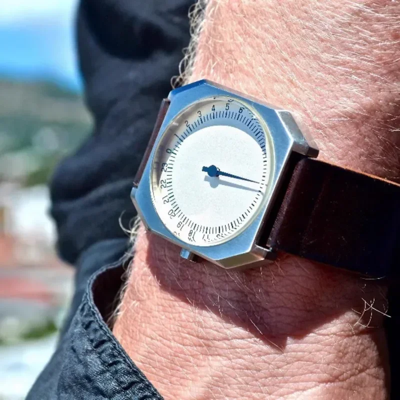 2025 스위스 남성 패션 스퀘어 100M 다이빙 쿼츠 시계 24시간 싱글 바늘 가죽 스트랩 남성용 시계 reloj poedagar hombre