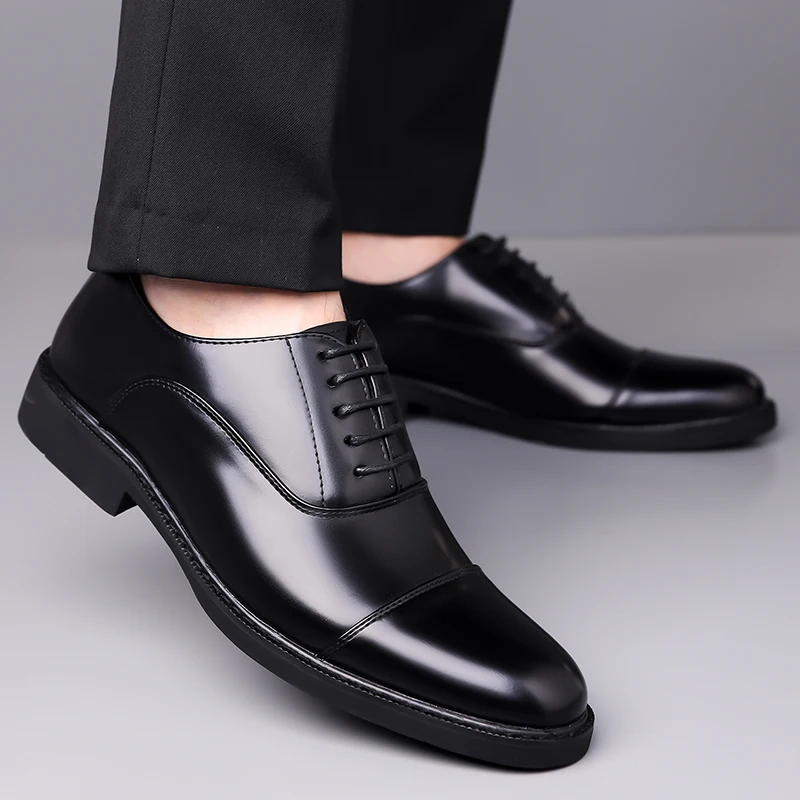 High Quality Men Genuine Leather Shoes Luxury Designer Oxford Shoes Male Business Office Brogue Dress Shoes for Men Wedding Shoe