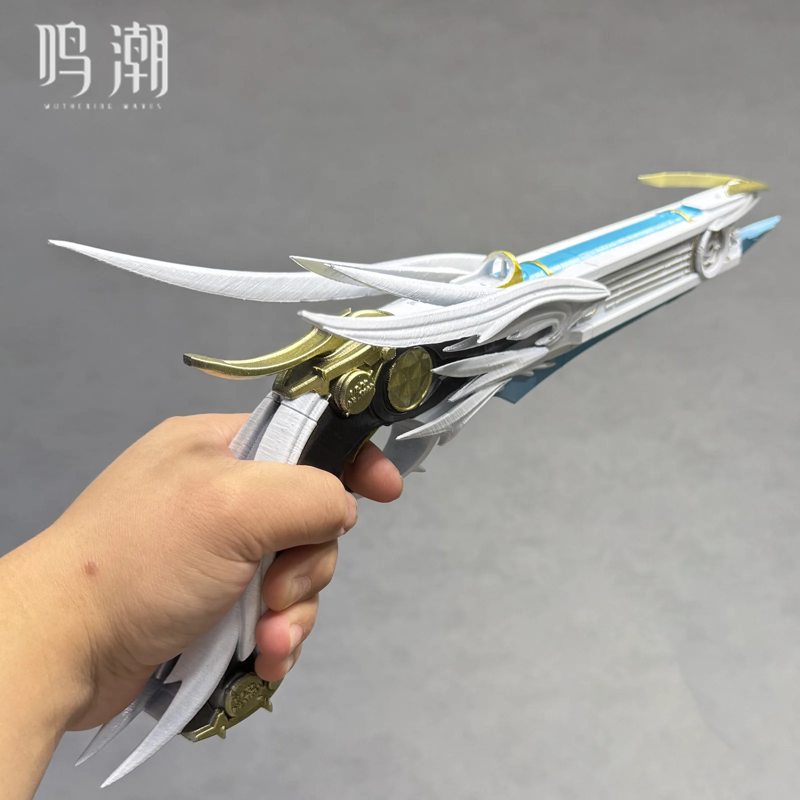 อุปกรณ์ประกอบคอสเพลย์กัลเบรนาจาก Wuthering Waves อาวุธกัลเบรนาสำหรับงานฮาโลวีน งานคาร์นิวัล ของเล่นสวมบทบาทสำหรับผู้ใหญ่ ทั้งผู้หญิงและผู้ชาย