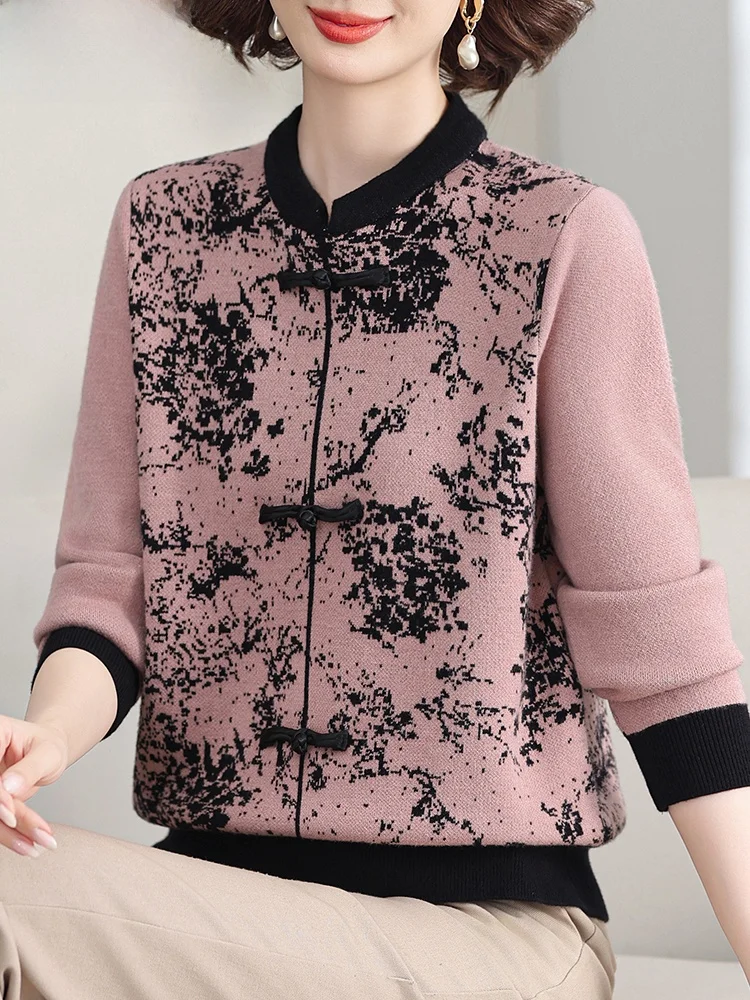 

Новый китайский модный ретро-свитер для мам, модель 2024 года, весенне-осенний кардиган для женщин среднего возраста, трендовый топ