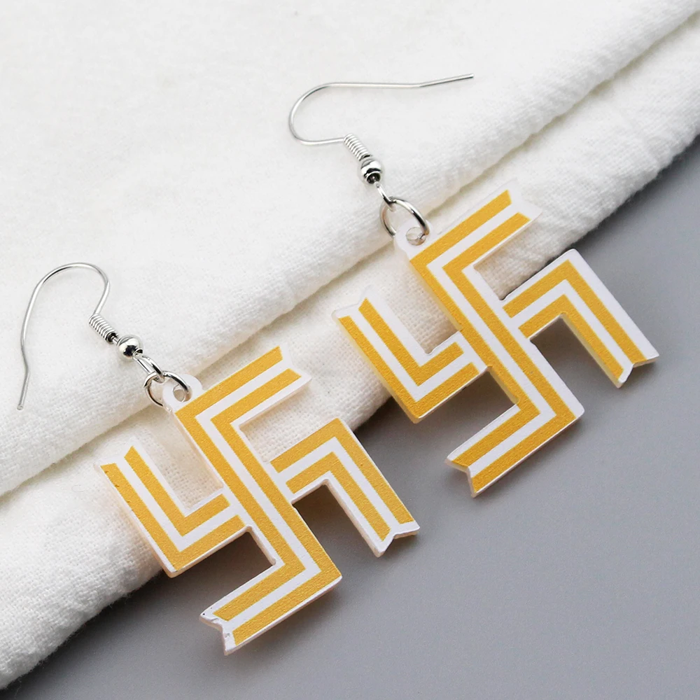 Anime Tokyo Revengers Cosplay Earrings Necklace Keychains Brooch Izana Kurokawa Drop Earrings for Women Men Jewelry Gift