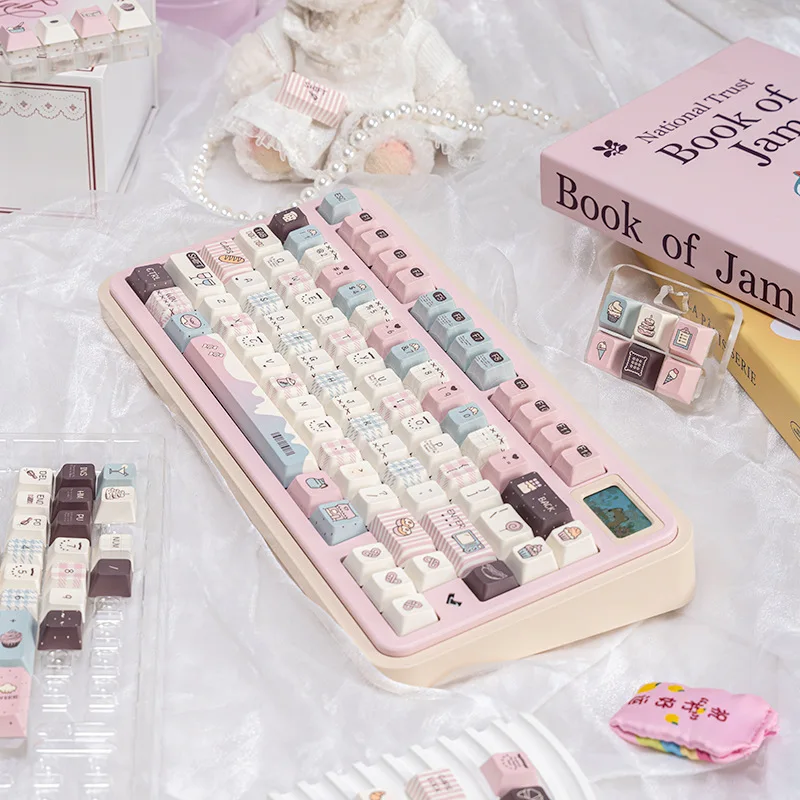 Deep drying study club pink girl cute simple plaid magnetic axis keyboard keycap original height 68/75/87/9