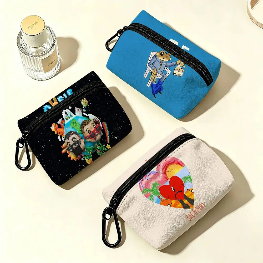 Singer Bad B-Bunny D-Dtmf Oxford Fabric Mini Coin Wallet Smooth Zipper Hanging Design Multi-use Small Storage Bag For Travel