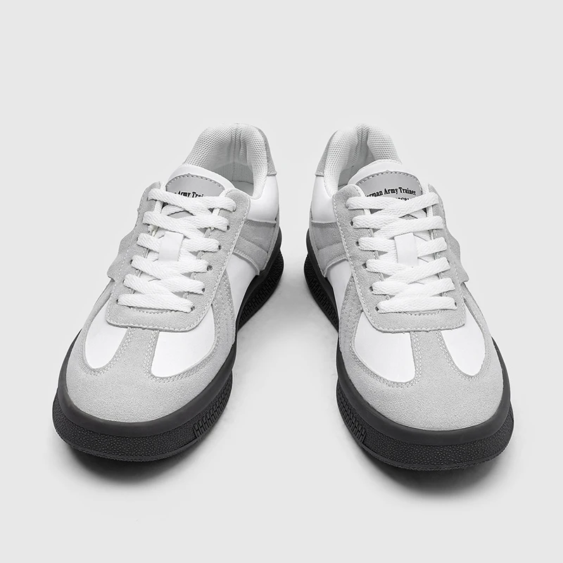 

Мужские повседневные кроссовки в стиле ретро, дышащие, с мягкой подошвой, студенческие туфли Dequn, универсальные, с круглым носком, на резиновой подошве