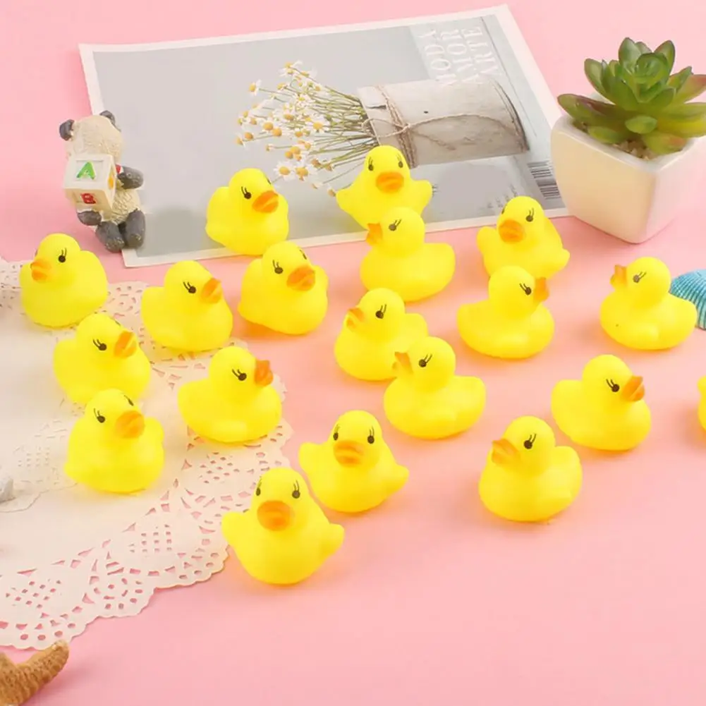 

Compact Duck Bath Toy for Kids Squeaky Duck Bath Toy Set for Children's Hearing Development Water Play 5pcs Compact for Home