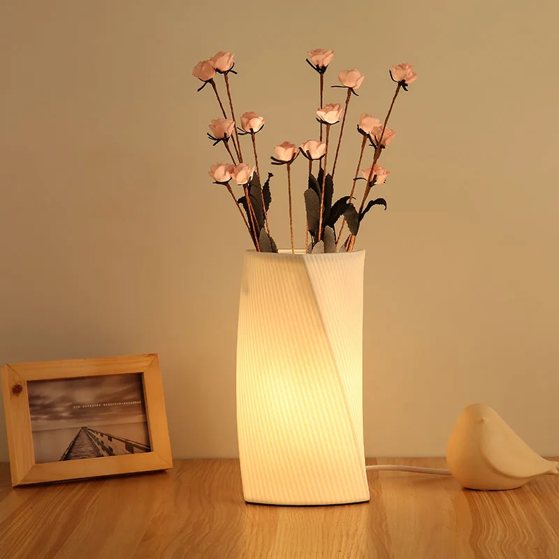 Simple ceramic decoration flower arrangement, fashionable warm and romantic bedroom, bedside wedding room atmosphere