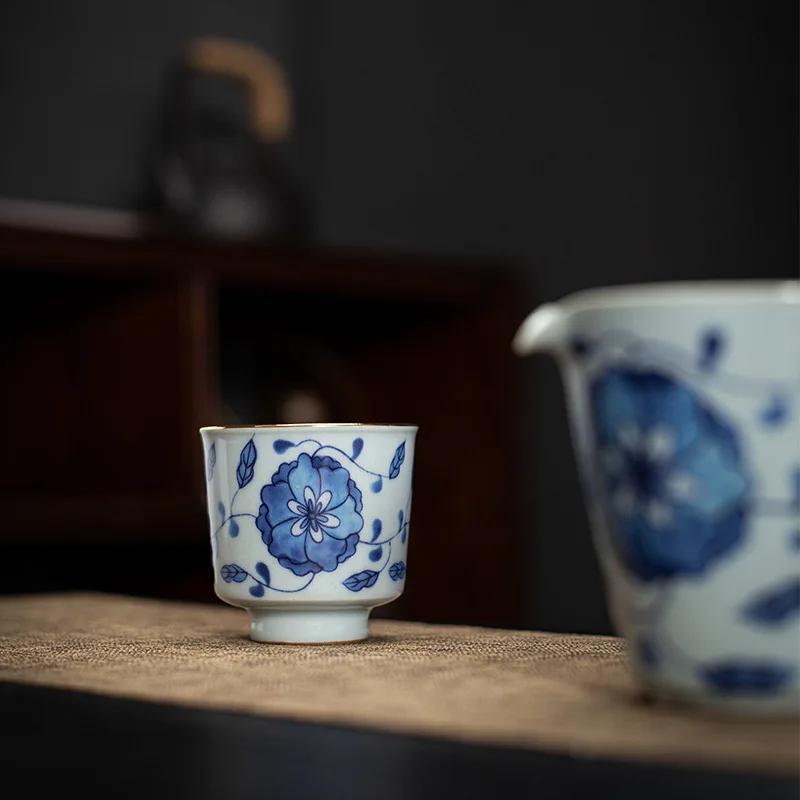 Blue and White Interlock Branch Lotus Rich Cup Blue and White Porcelain Ceramic Kung Fu Tea Cup Master Cup Single Cup Tea Bowl