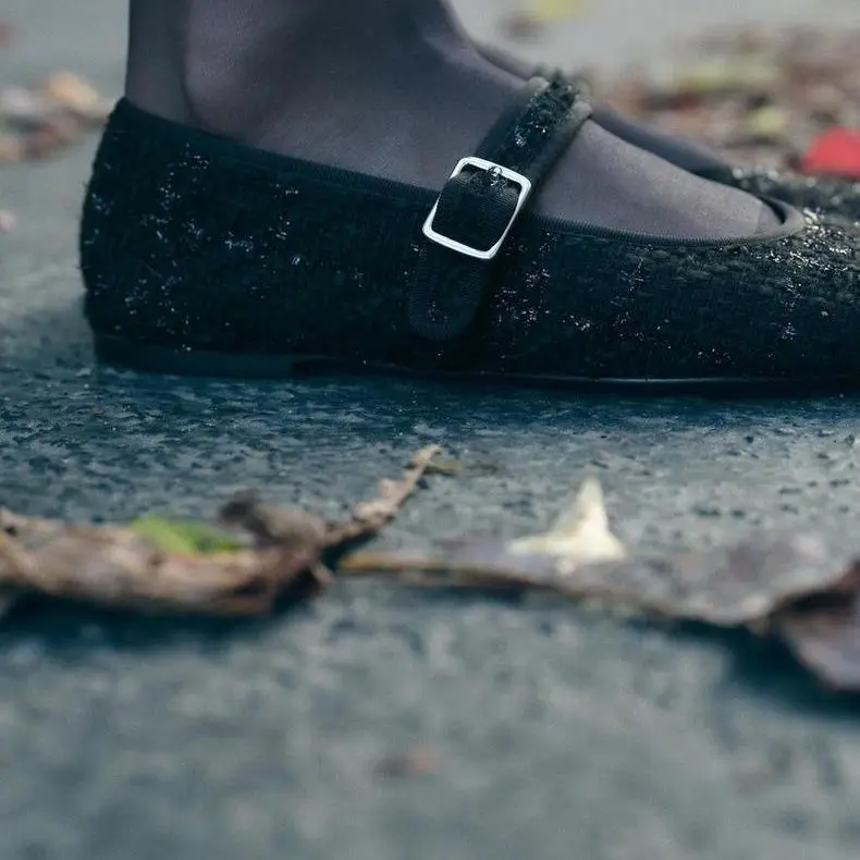 أحذية نسائية جديدة للشتاء بمقدمة مستديرة وتصميم ماري جين، أحذية باليه مسطحة سوداء سهلة الارتداء وعصرية من الجلد #3