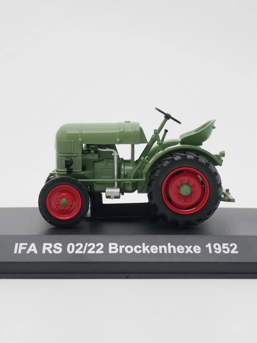 IXO 1:43 Hachette IFA RS 02/22 Brockenhexe 1952 Farm Tractor Diecast Model