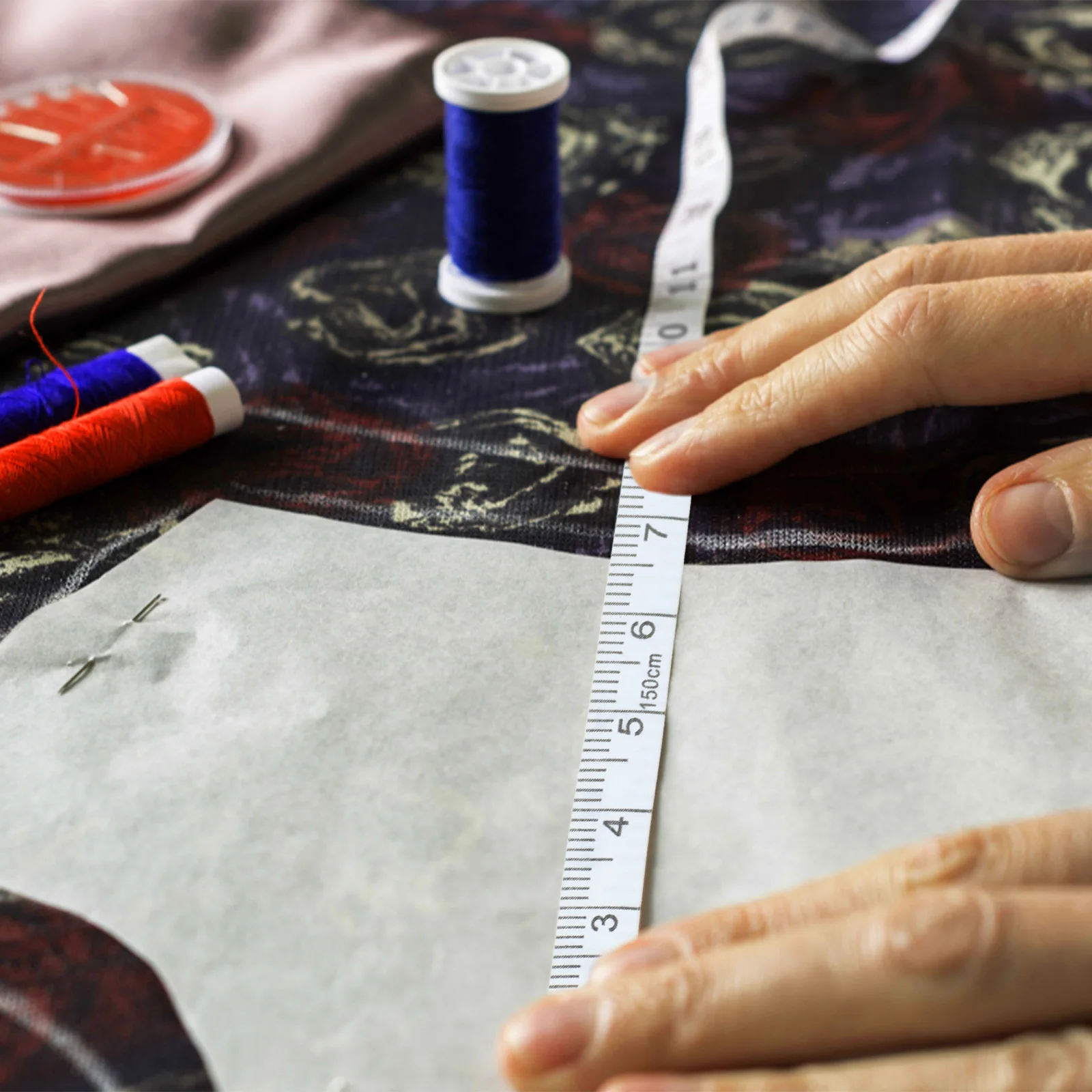 

Flexible Tape Measure Mini Portable Round Retractable Measuring Tape Household Multipurpose Clothes Bust Body Measuring Tool