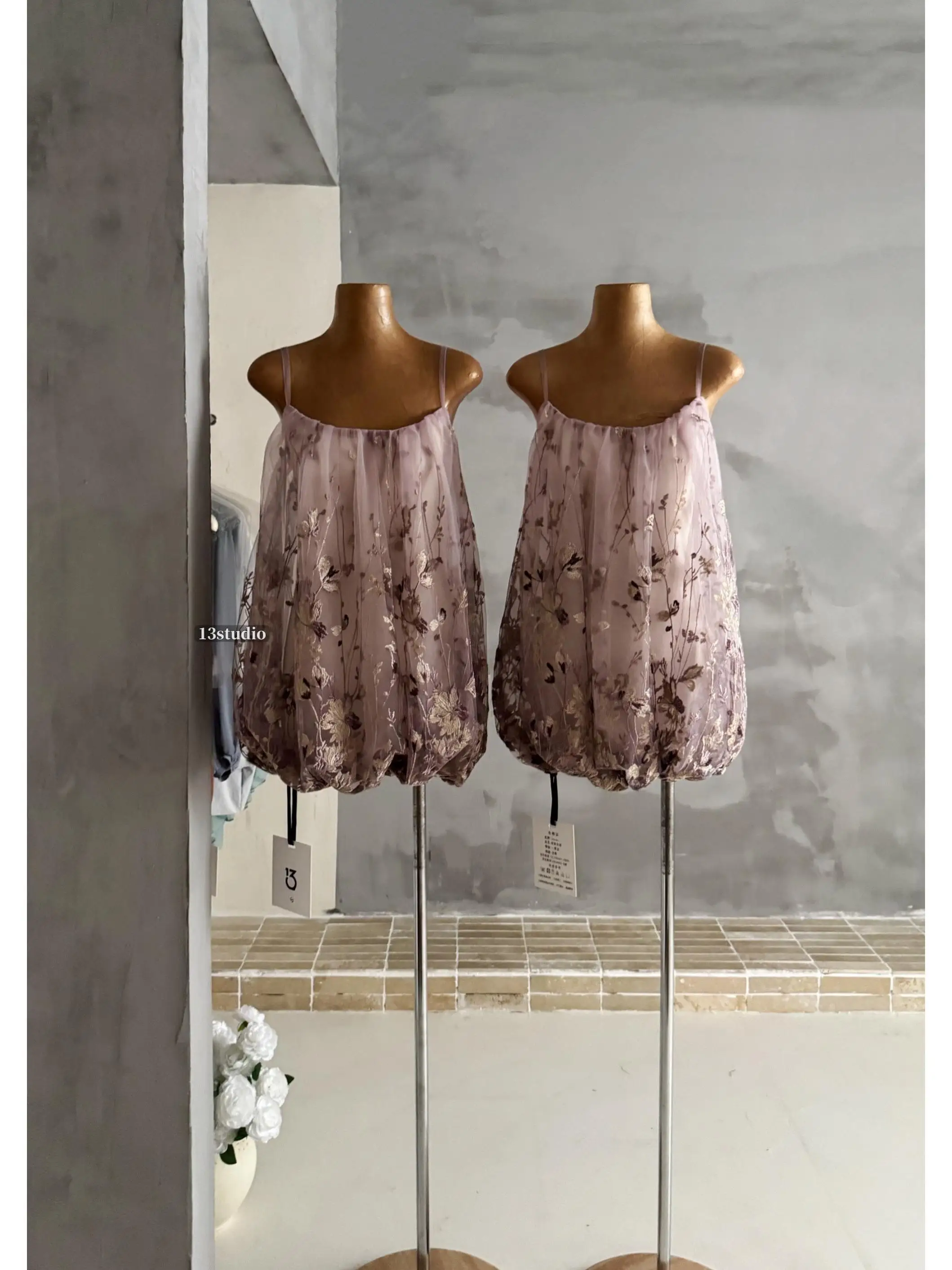 

Gray Summer Floral Ripple Design Strapless Dress Women's Elegant Charmant Style Citywalk Single Piece Polyester Fiber