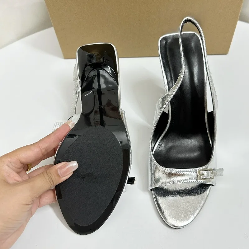 صنادل كعب عالٍ من الجلد اللامع باللون الفضي للنساء، أحذية نسائية أنيقة بإبزيم معدني وحزام مفتوح من الأمام #5