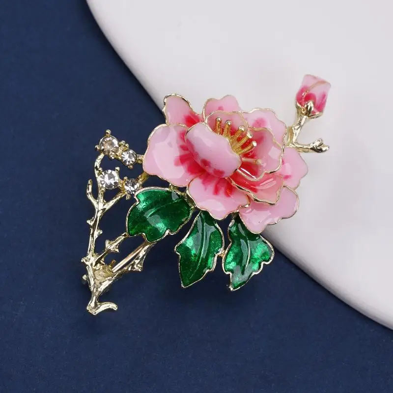 Peony Flower Brooch Vintage Design Elegant Hand Painted Corsage Pin for Bridal Dress Costume Party Event Ornament