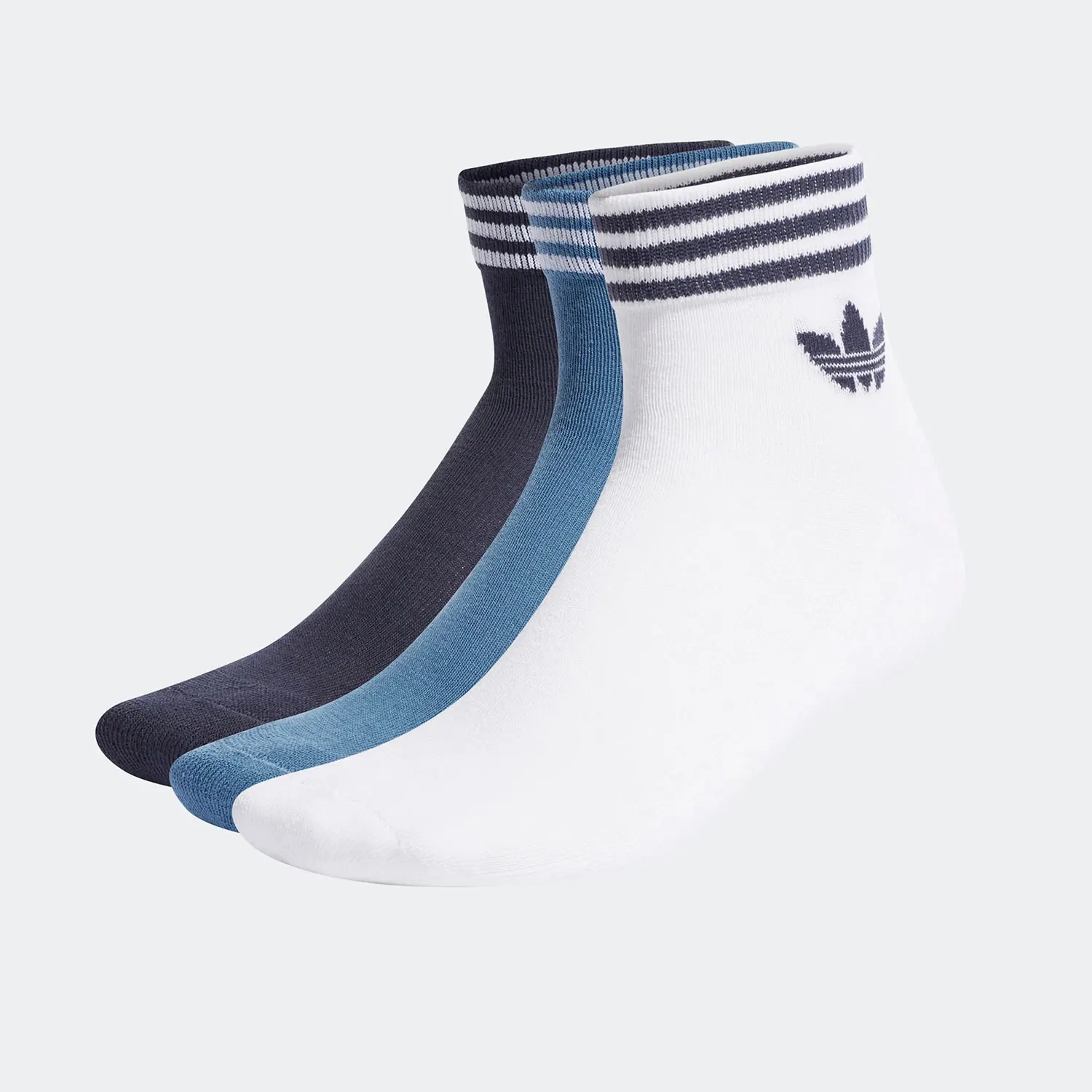 جوارب رياضية للجنسين من Adidas أصلية للموسم الحالي مكونة من 3 قطع HL1704