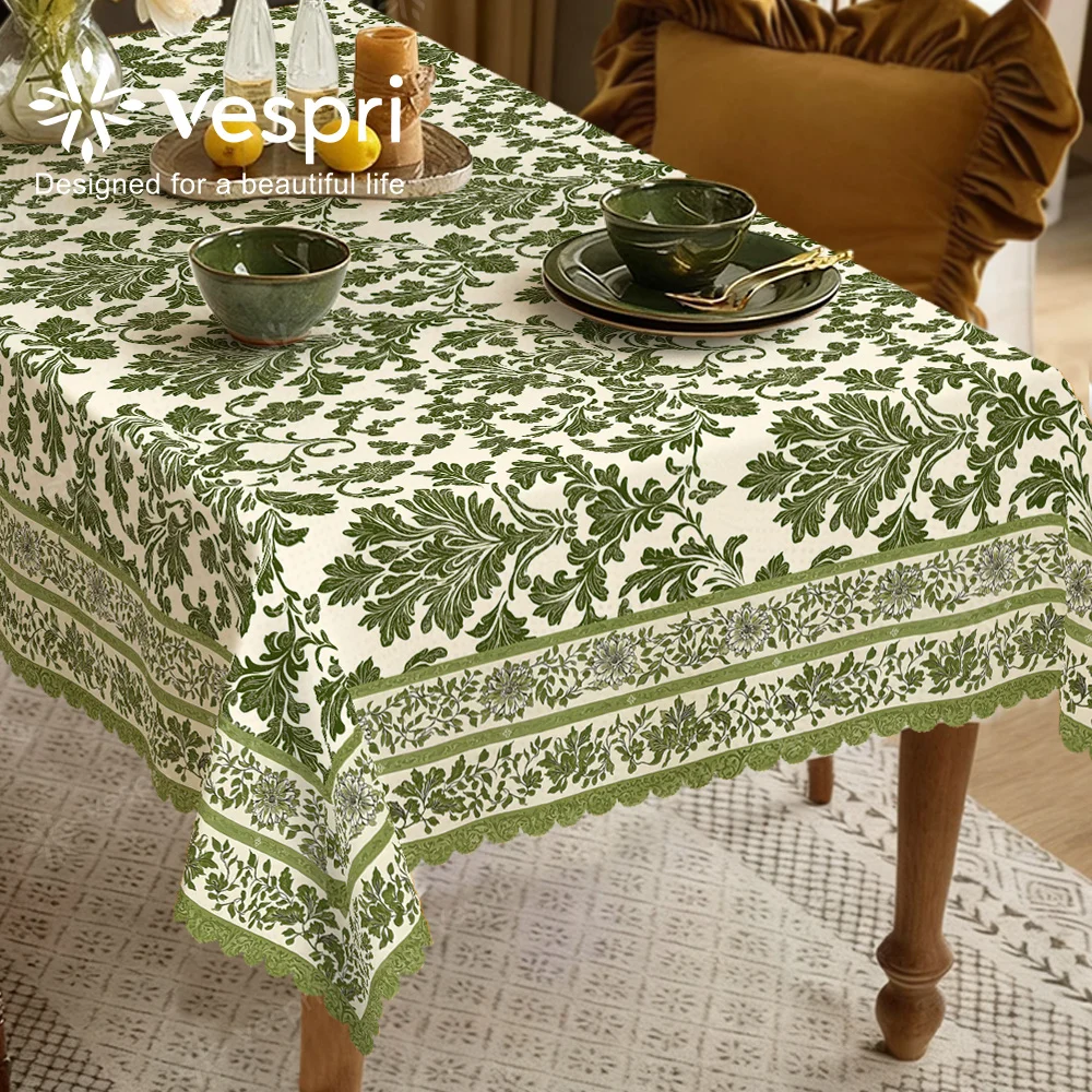 Spring flower tablecloth, with green and white decorations, featuring green leaves, checks and sunflowers, in an European style.