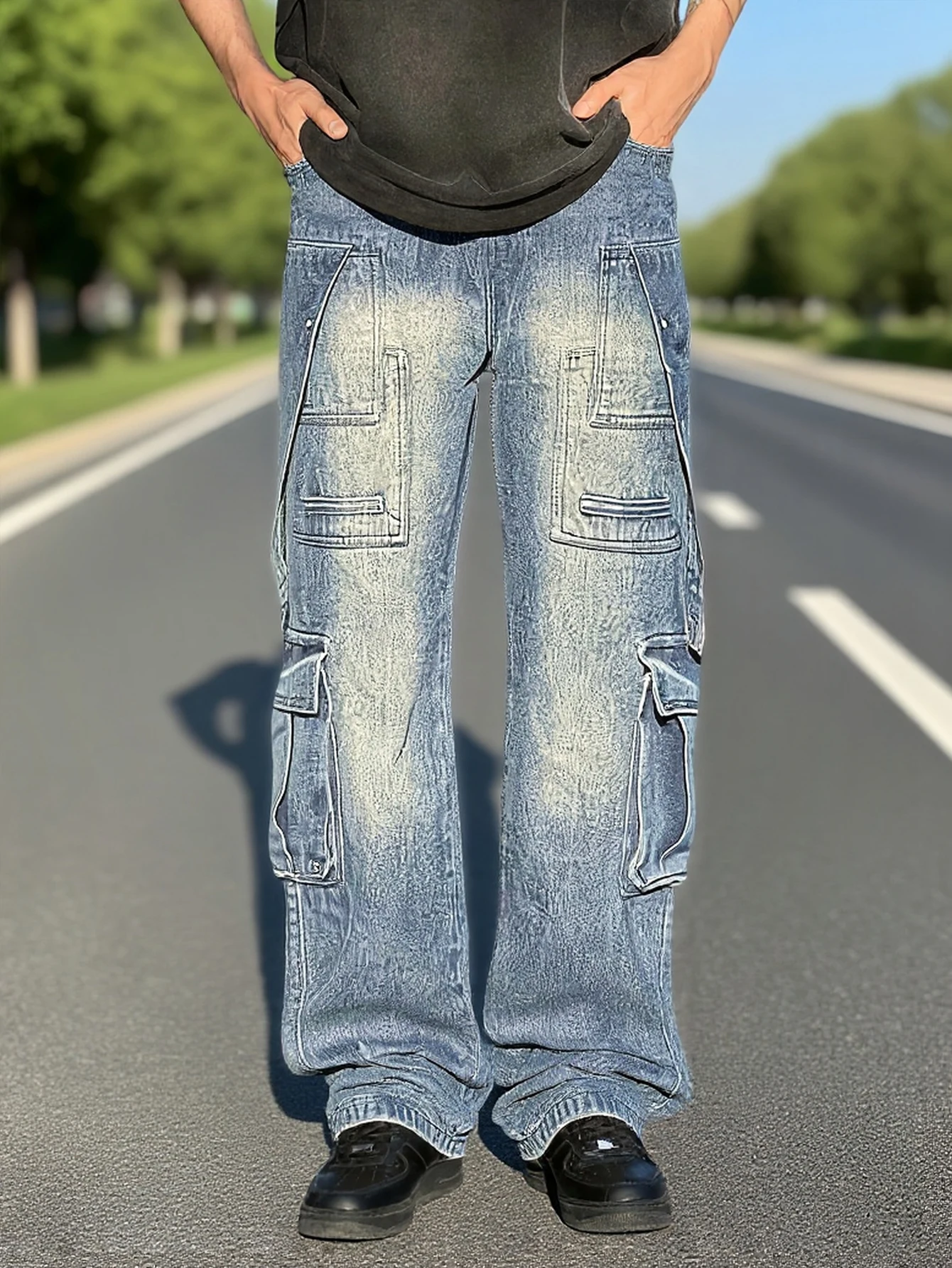 

Men's blue utility jeans with multiple pockets, vintage distressed look, and large pocket design, easily creating a trendy workw