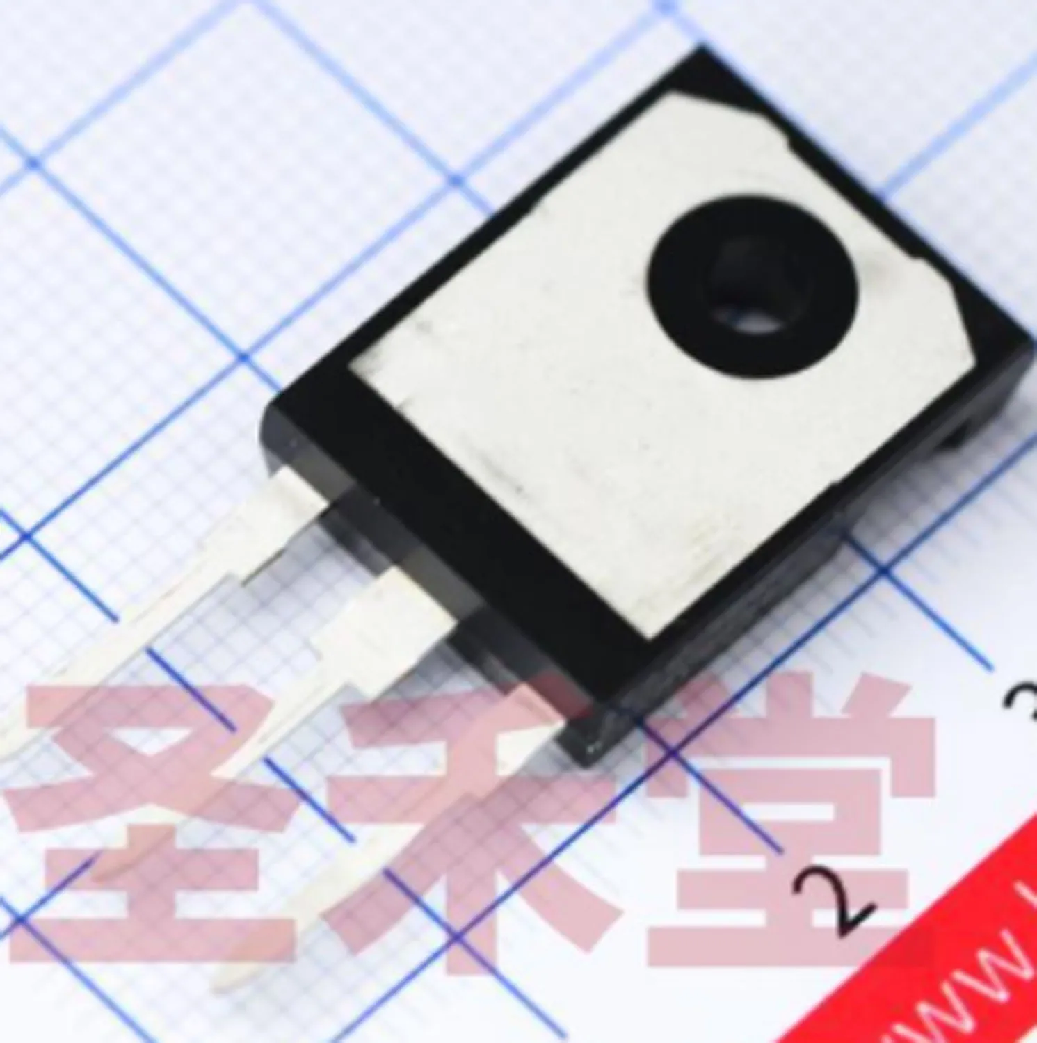 1-5PCS，Original-MOSFET-N-Channel。Durable and sturdy, low on-resistance and cost-effictiveness。500V/14A/190W。TO-247AC：IRFP450PBF