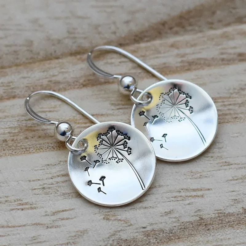 2026 New Minimalist Retro Round Dandelion Earrings, Elegant Ladies Palace Earrings, High-end Fashion Single Item Earrings