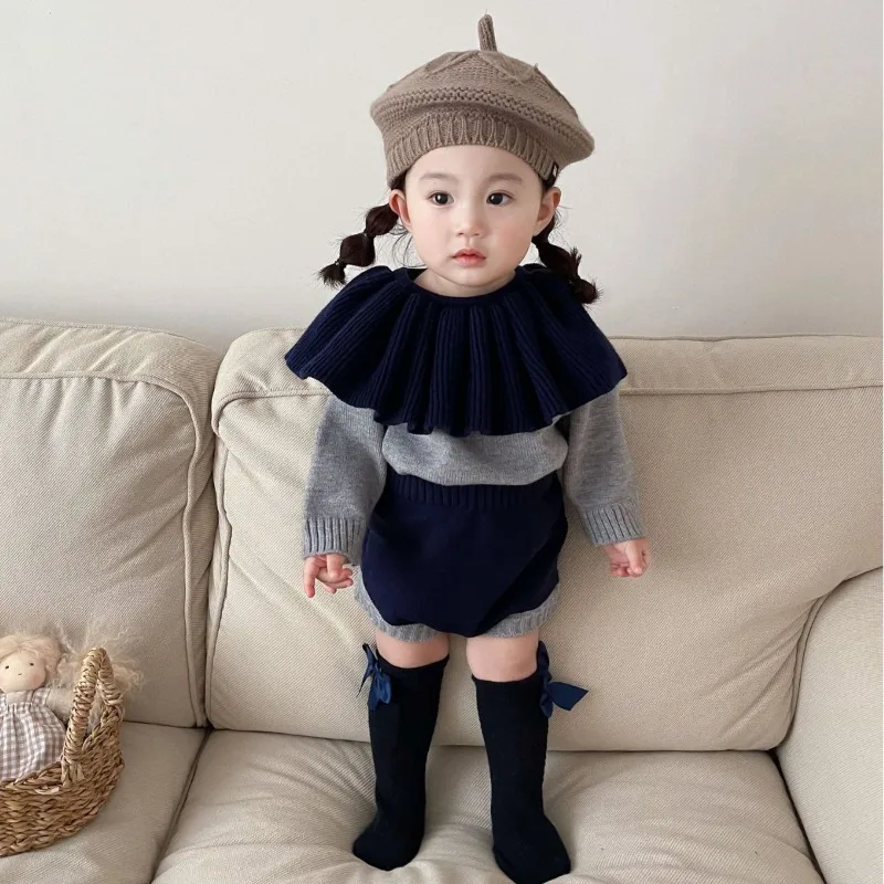 

Комплект для девочек: корейский свитер с воротником-лепестком и длинными рукавами, шорты с кроличьим хвостиком, весна-осень