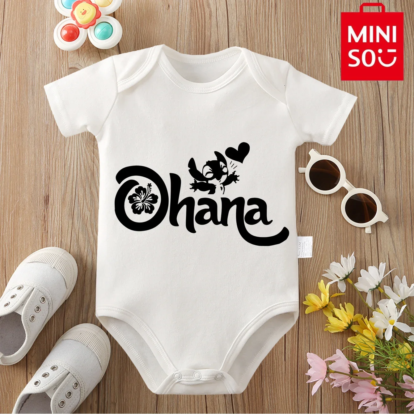 

MINISO&Disney Jointly Signed 100% Cotton Baby Clothe Baby Onesie Bodysuit Ohana Stitch Cute Print for 0 To 12 Months Newborn