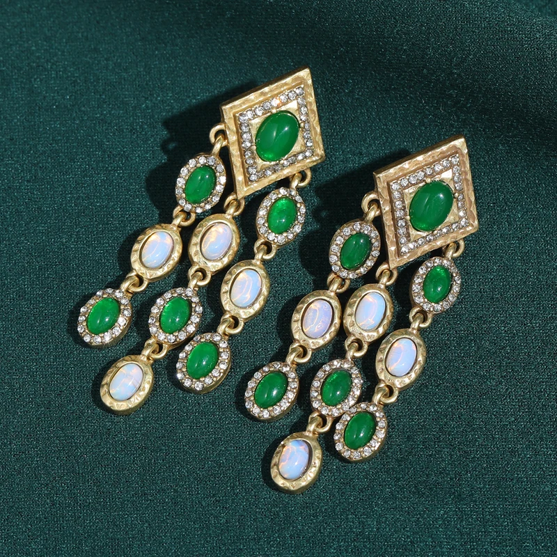 

Vintage Long Tassel Drop Earrings Full Rhinestone Jewelry Pendant Green Agate Beads Charm Designer Luxury For Ladies Party 2026