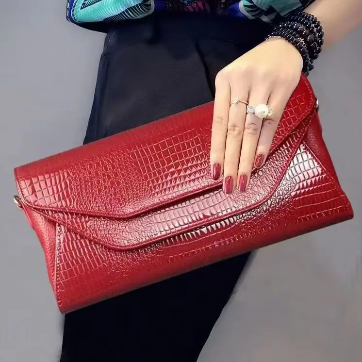 Aidrani Ladies Genuine Cowhide Evening Bag, Crocodile Print Clutch Purse, Chain Strap Crossbody Bag for Party Wedding