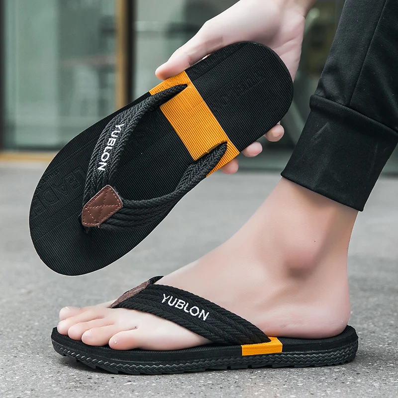 High Quality Brand Men Flip Flops Beach Sandals Anti-slip High Quality Men Shoes Trendy Men Beach Slipper Summer