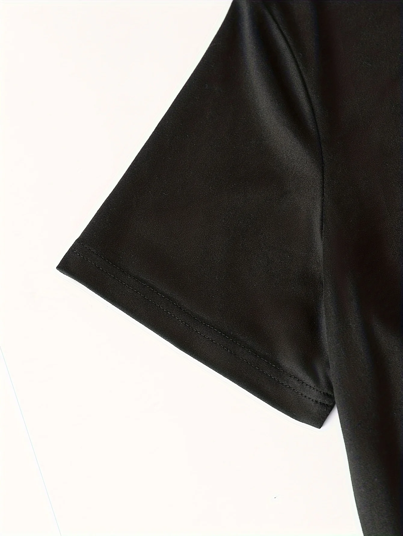 تي شيرت نسائي كاجوال فضفاض مناسب لعيد الميلاد سانتا كلوز مع طباعة نصية "أخبرني ما تريده حقًا".