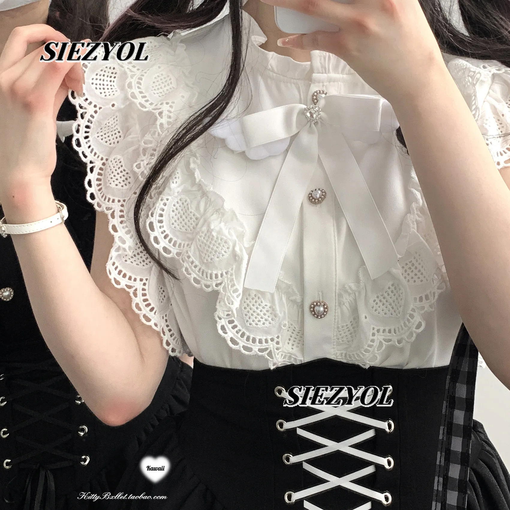 Original Mass Production Lace Stand Collar Flying Sleeves Tops Sweet Cute Girls Versatile Summer New Arrival Black White Shirt