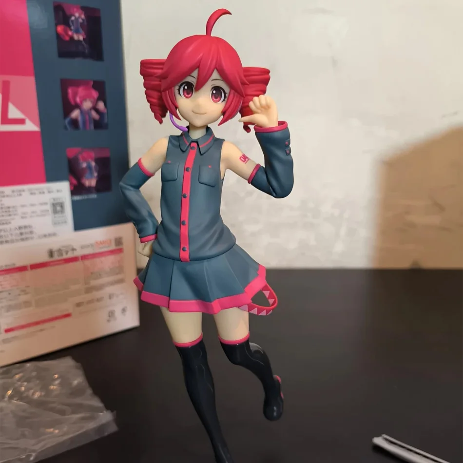 New Kasane Teto Twin-Tail Anime Girl Figure PVC Collectible Dolls with Two Poses, Cute Character Statues for Desktop Deco