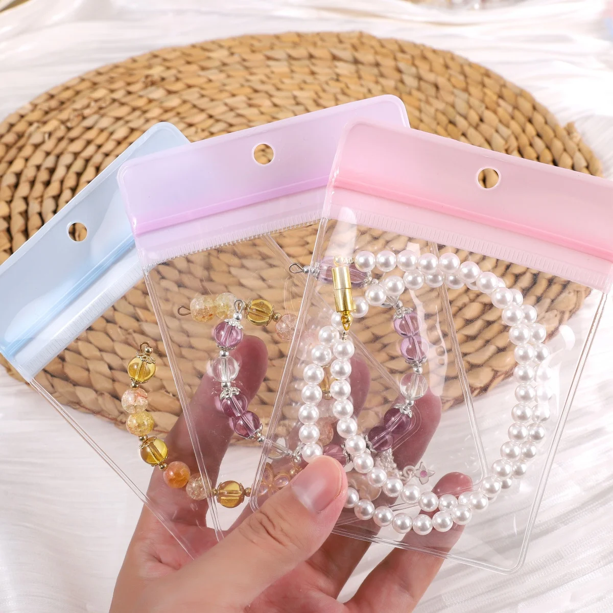 Sacs Ziplock en EVA anti-oxydation pour bijoux, avec trou, pochettes transparentes auto-scellantes de plusieurs tailles, sacs d'emballage pour cadeaux de voyage