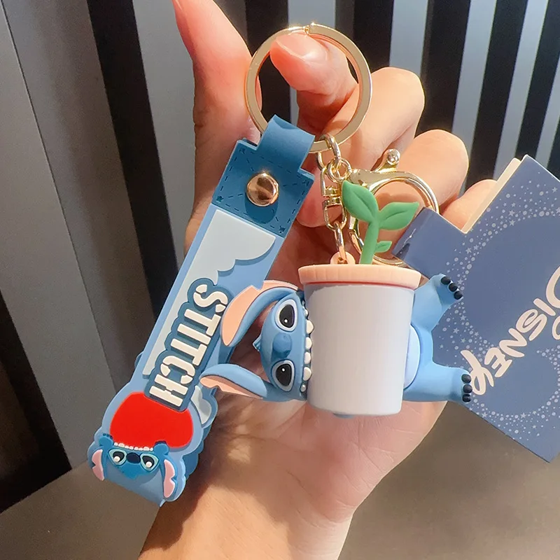 Porte-clés en Pvc pour Couple, figurines d'anime, breloque de poupée, pendentif de sac, accessoires d'ornements, cadeaux de noël