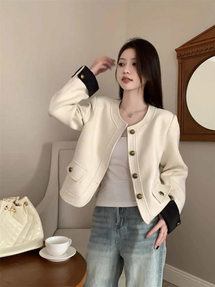 

Elegant Short Coat Women's Spring Autumn New Korean Style Sensation Long Sleeve Little Black Dress Top