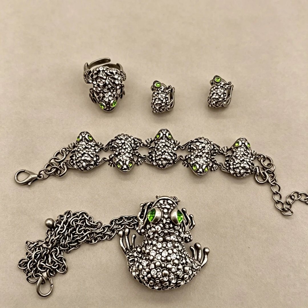 Thumbnail 2 - #3 Compare Gold-Plated Bracelets Before You Buy