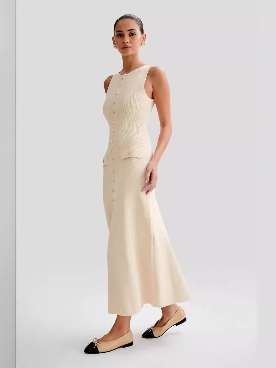 Verão 2025 feminino de malha único breasted vestido longo cor sólida sem mangas em torno do pescoço botão estilo apertado elegante