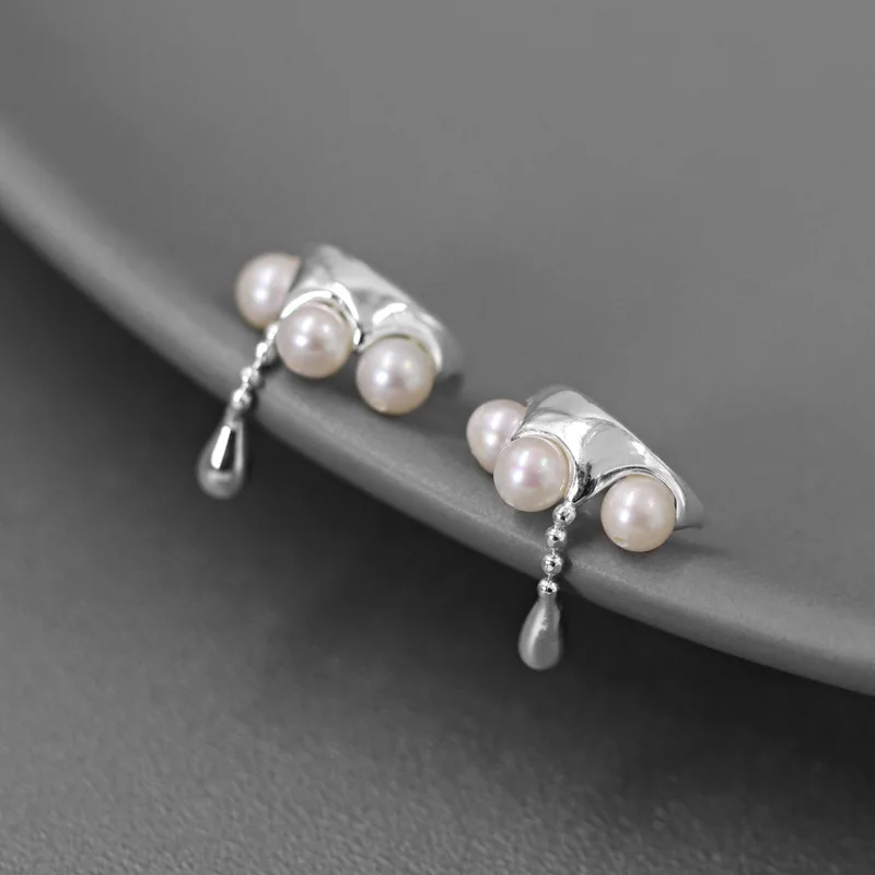 Amxiu Sterling Silver 925  Ear Cuff Dynamic Water Drop French Earrings Inlaid With Pearl Shell Beads Non-Pierced Personality