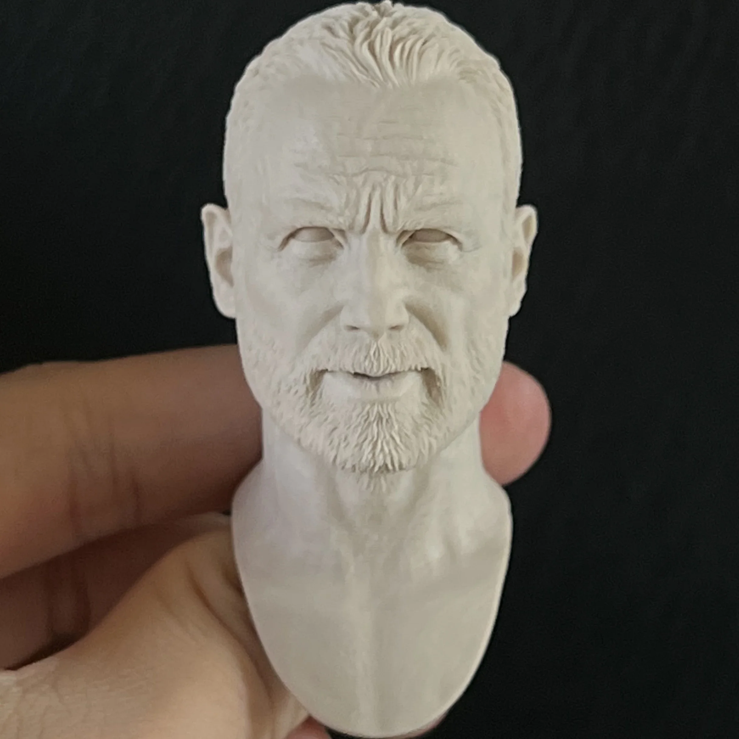 

1:6 Die-cast Resin Figure Model Assembly Kit Figure Head Balloon Man Rick Exquisite Sculpture Model Unpainted (50mm)