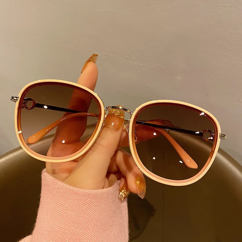 

new fashion Vintage pink square sunglasses women men 2023 High quality trending product driving glasses festival party glasses