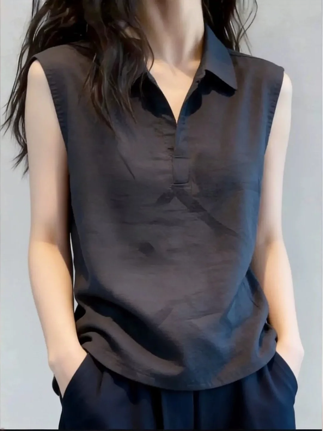 

Unique Sleeveless Vest Versatile Commute Style Summer 2026 Slimming Top Korean Version Straight Cut Other Material 100%