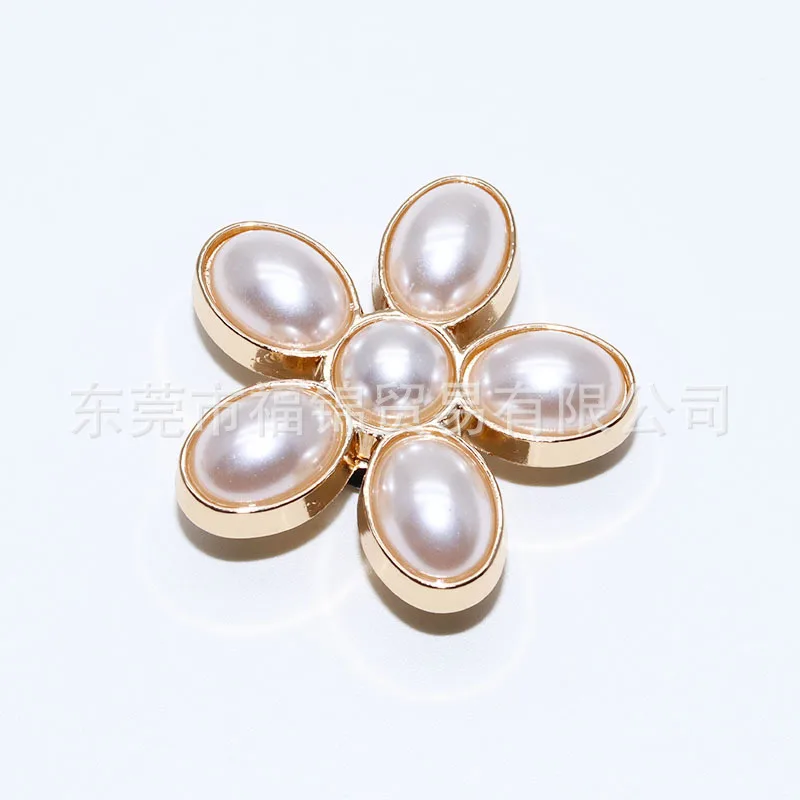 2024 New Metal Shoe Charms for Women Girls Fashion Bling Crystal Pearl Shoe Decorations Kids Gifts