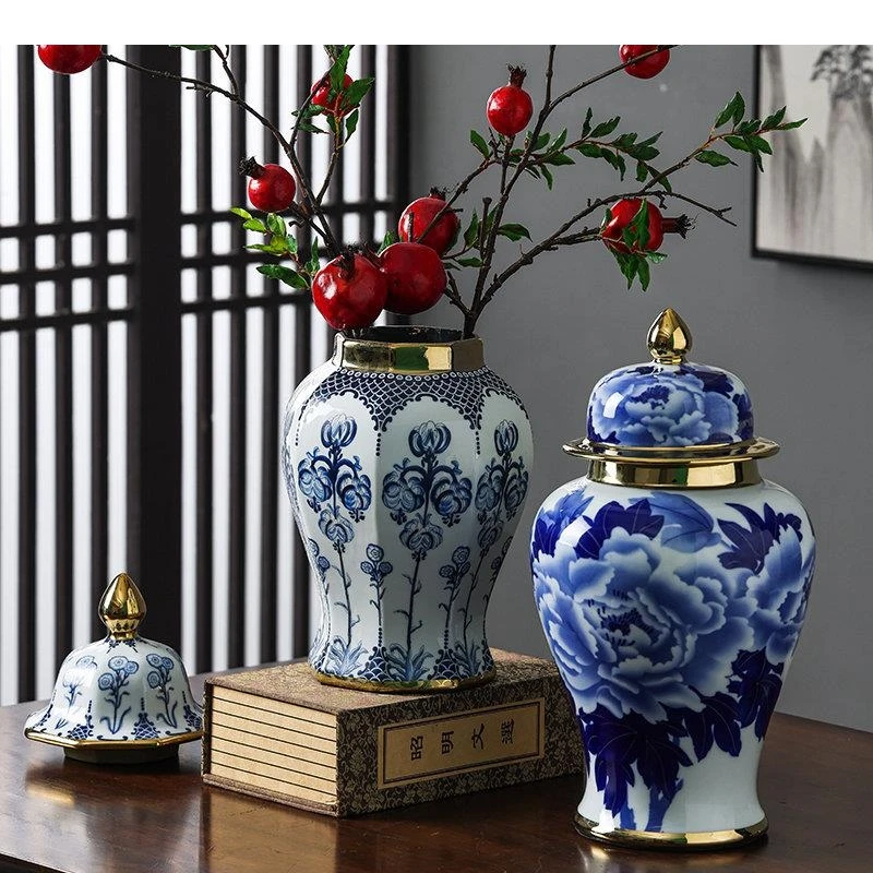 Gold Plated Blue and White Porcelain General Sealed Ginger Jar Storage Jars Candy Pots Desk Decoration Flower Arrangement