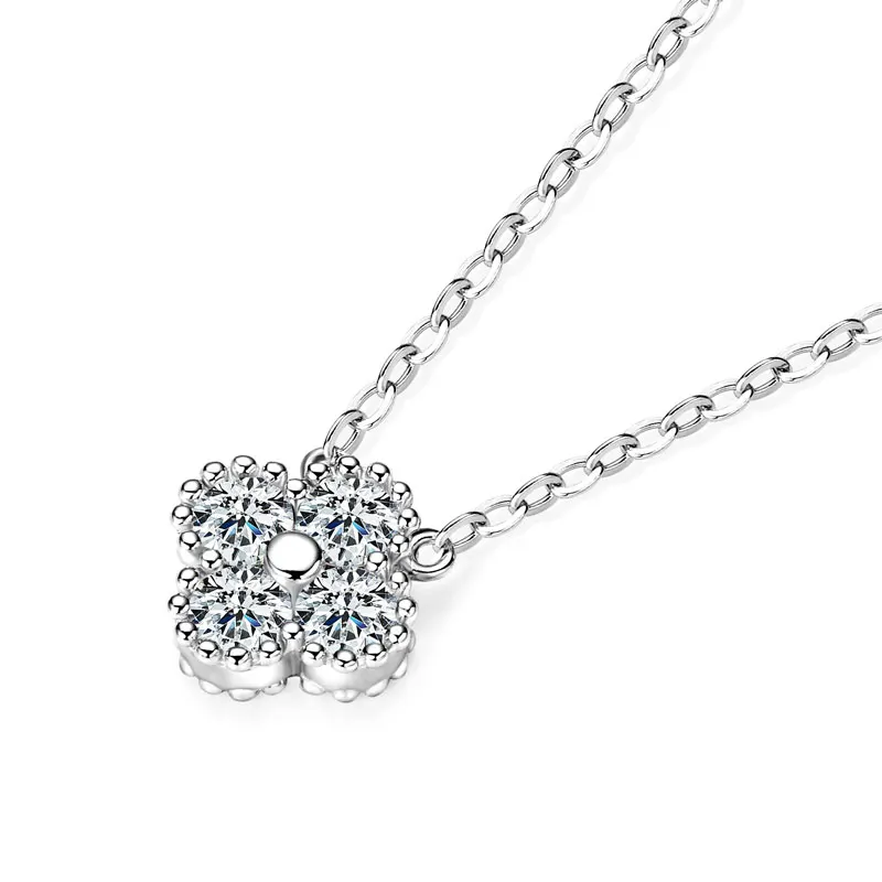 AINUOSHI 3mm Moissanite Necklace for Women 925 Sterling Silver Moissanites Diamond Lucky Clover Pendant Necklaces Fine Jewelry