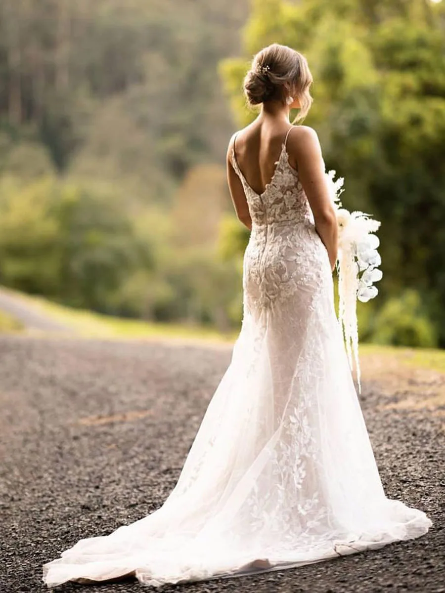 Sereia vestidos de casamento rendas apliques tule vestidos de noiva com trem querida alças de espaguete vintage