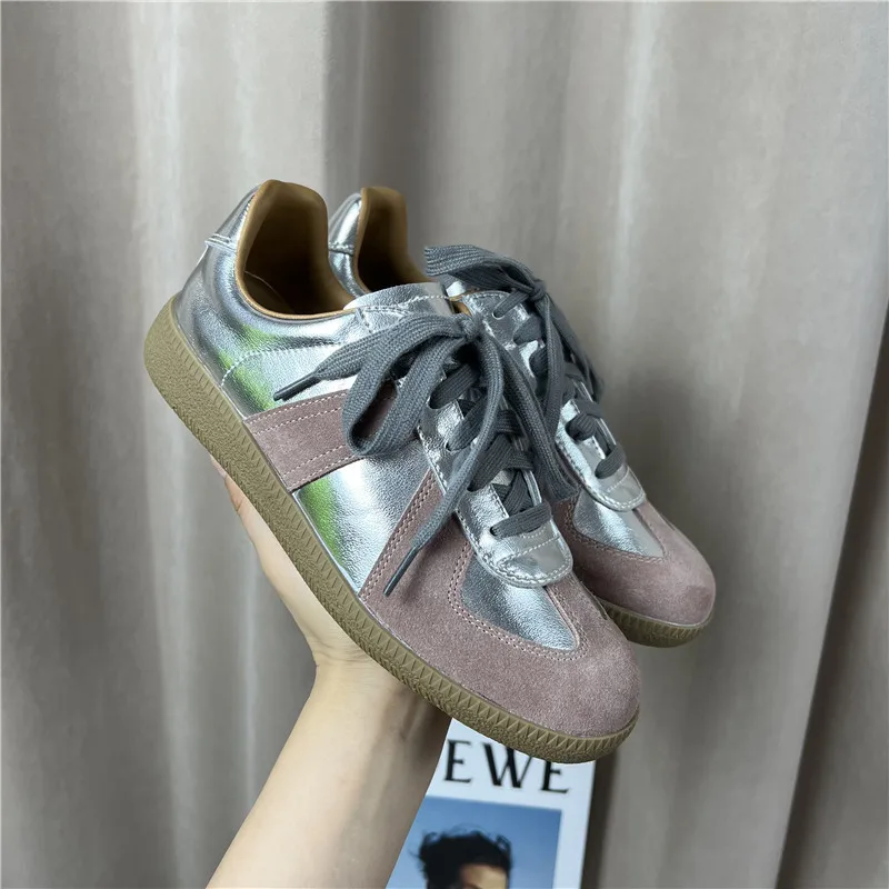 أحذية رياضية مفلكنة خفيفة الوزن للنساء ، أحذية مسطحة كلاسيكية ، أحذية رياضية غير رسمية للنساء ، أحذية نسائية للعمل المكتبي للمشي ، جديدة